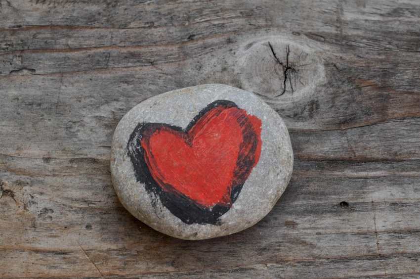 Scottish wedding traditions oathing stone